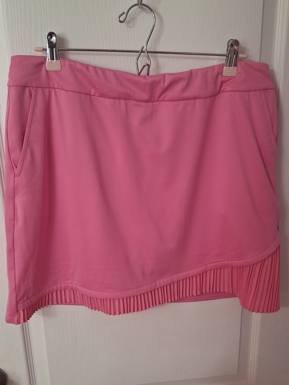 EP New York Pink Golf Skort with Pleated Hem Size L